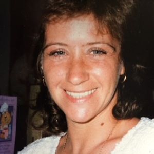 Meet your Posher, Mona